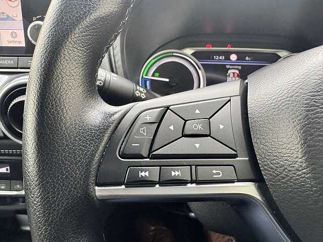 Nissan Juke 1.6 Hybrid N-Connecta 5dr Auto