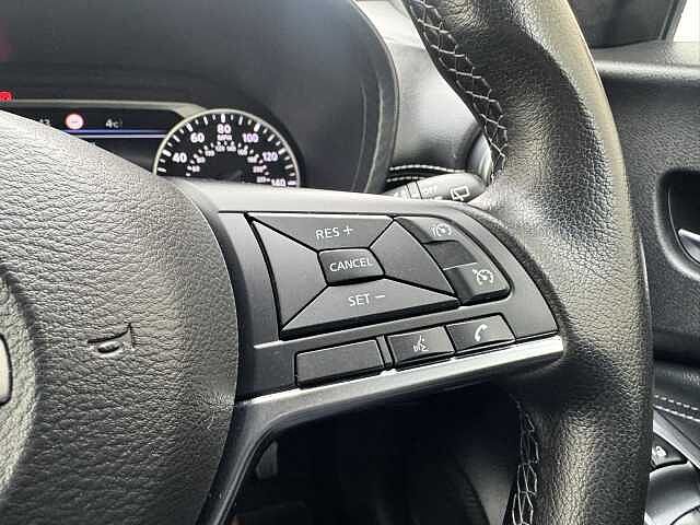 Nissan Juke 1.6 Hybrid N-Connecta 5dr Auto