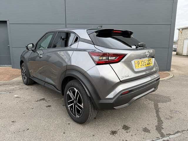 Nissan Juke 1.6 Hybrid N-Connecta 5dr Auto
