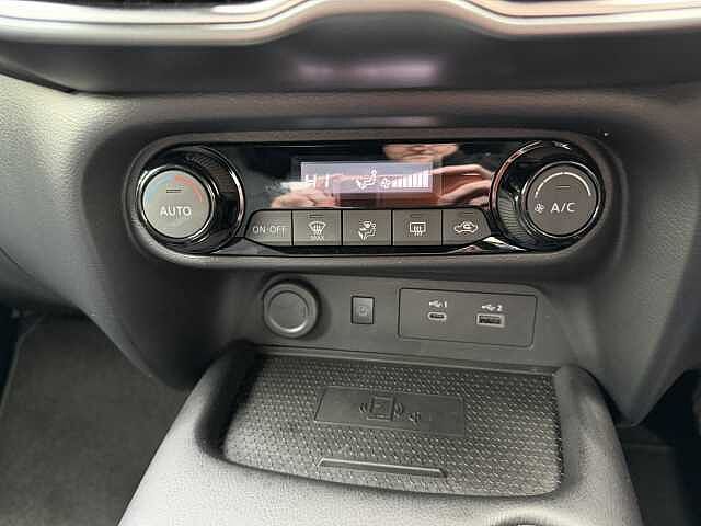 Nissan Juke 1.6 Hybrid N-Connecta 5dr Auto