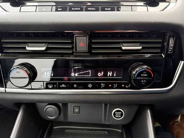 Nissan Qashqai 1.3 DiG-T MH Premiere Edition 5dr