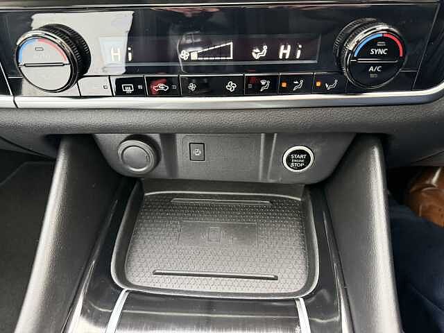 Nissan Qashqai 1.3 DiG-T MH Premiere Edition 5dr