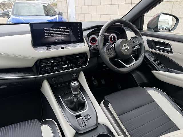 Nissan Qashqai 1.3 DiG-T MH Tekna 5dr