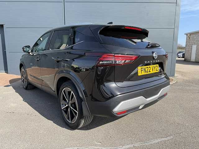 Nissan Qashqai 1.3 DiG-T MH Tekna 5dr