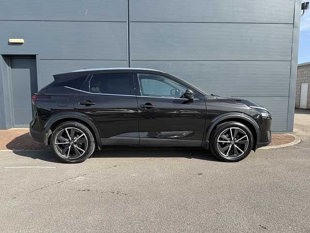 Nissan Qashqai 1.3 DiG-T MH Tekna 5dr
