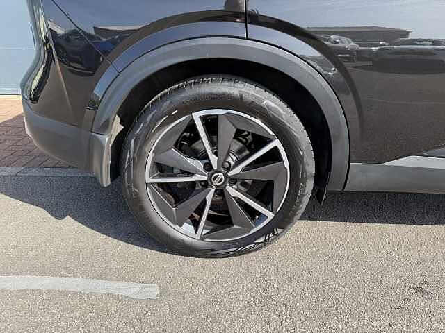Nissan Qashqai 1.3 DiG-T MH Tekna 5dr